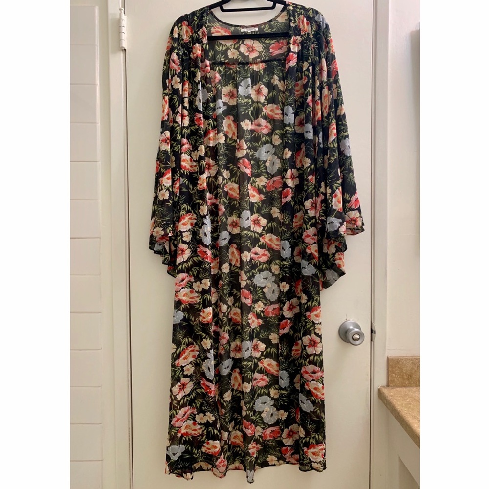 Sheer Floral Kimono Sleeve Duster